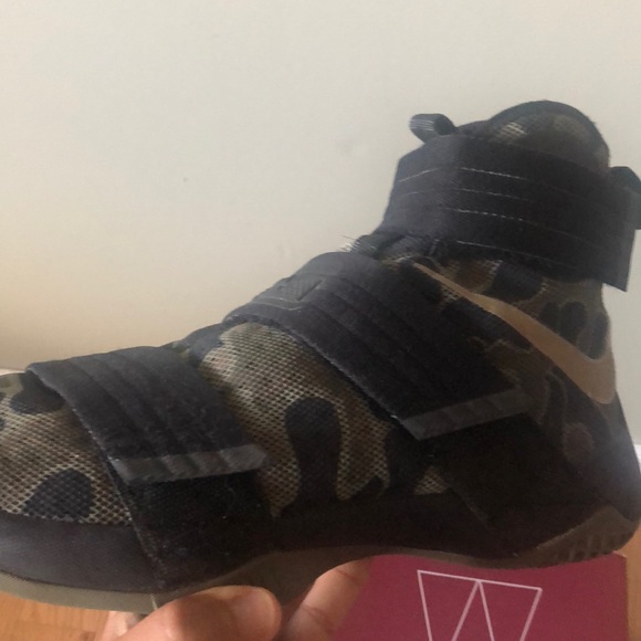 Lebron 10 Soilder - Picture 5 of 7